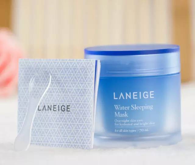 兰芝新款睡眠面膜正确使用方法,兰芝睡眠面膜的正确用法步骤如下