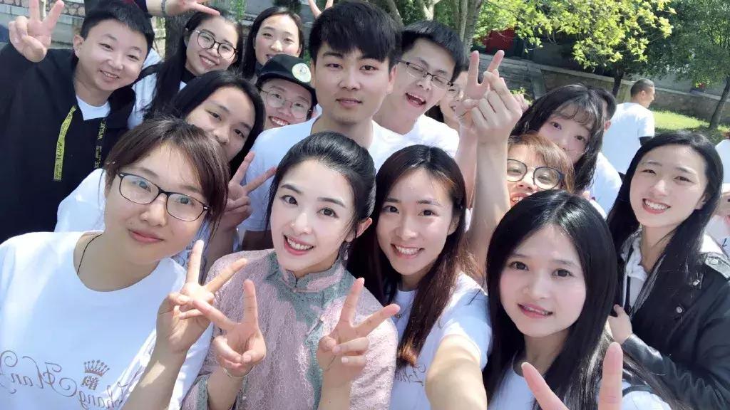 15岁“被P裸照,辍学,陪睡”?如今复出演大IP又被关系户截胡?