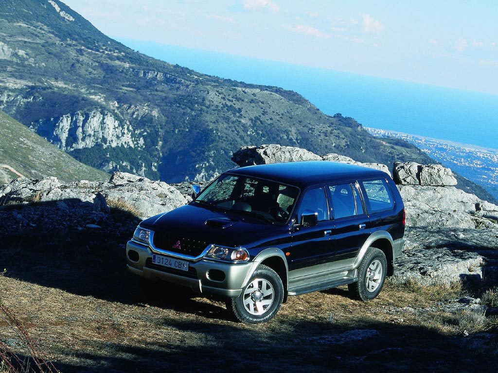 新三菱帕杰罗Sport曝光,帕杰罗和帕杰罗sport哪个好