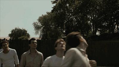 踢个足球却毁掉了一生,踢个足球而已