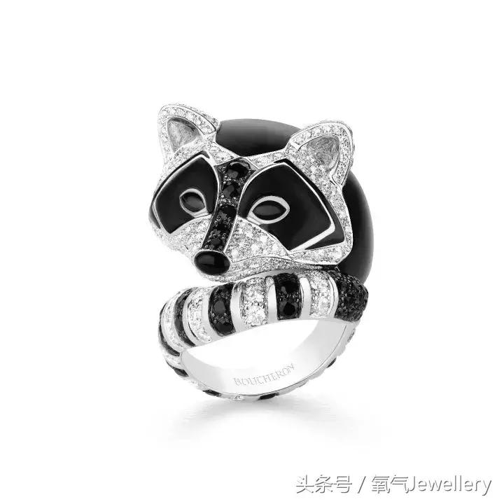 当百万珠宝遇上平民T恤牛仔裤