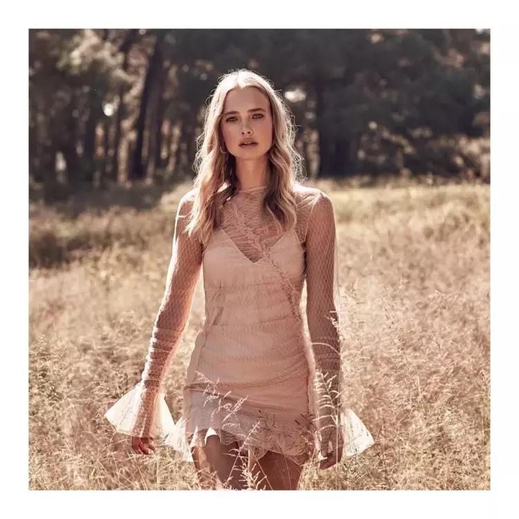 浅色系温柔连衣裙,浅色温柔风连衣裙