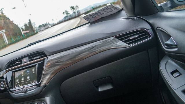 1万5千元买13年车龄的别克凯越,10万公里的别克凯越值得买吗