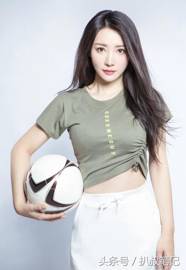 柳岩早期造型可爱,柳岩小清新造型少女感十足