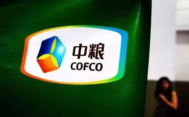 黄罐加多宝怎么变红了,哪一年出的红罐加多宝