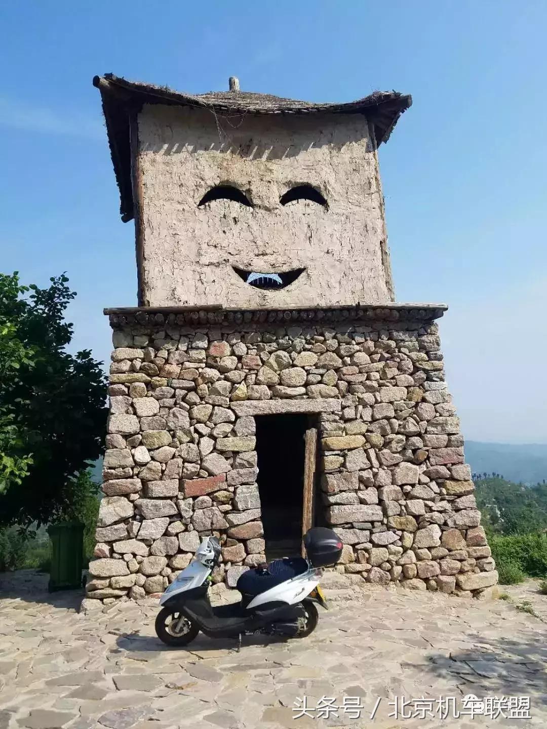 鎽╁弸鍏矾涓婂睍绀烘懇鎵樿溅甯呮皵鍗佽冻,鎽╁弸楠戣缇庢櫙瑙嗛