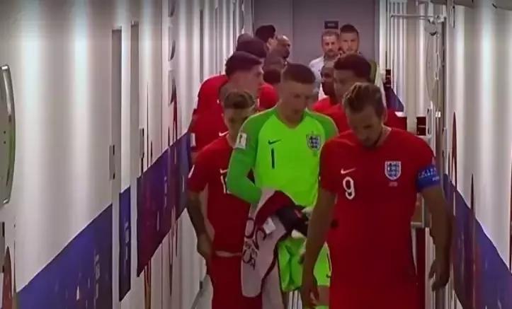 看着英格兰赢下点球大战，真心感慨一句，年轻真好