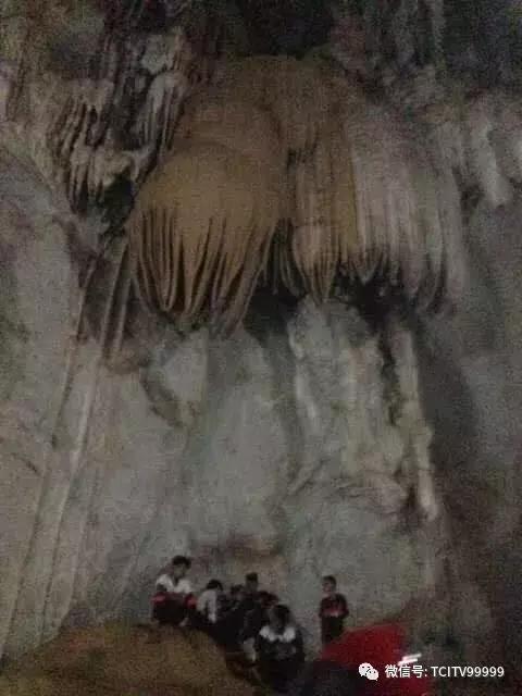 泰国少年足球队被困洞穴整整18天,泰国足球队被困山洞14天