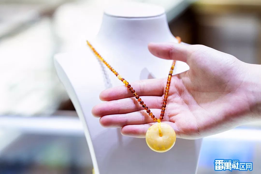 钻汇珠宝城这面“浪漫告白墙”即将开启霸屏模式!更多……