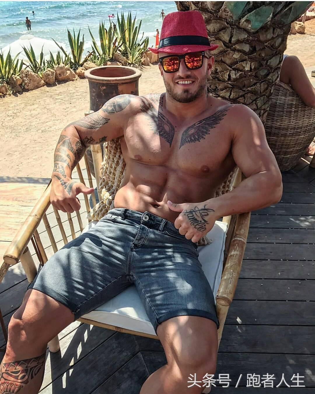 早上喝一杯水就能减肥,早上起来喝一杯水利于减肥