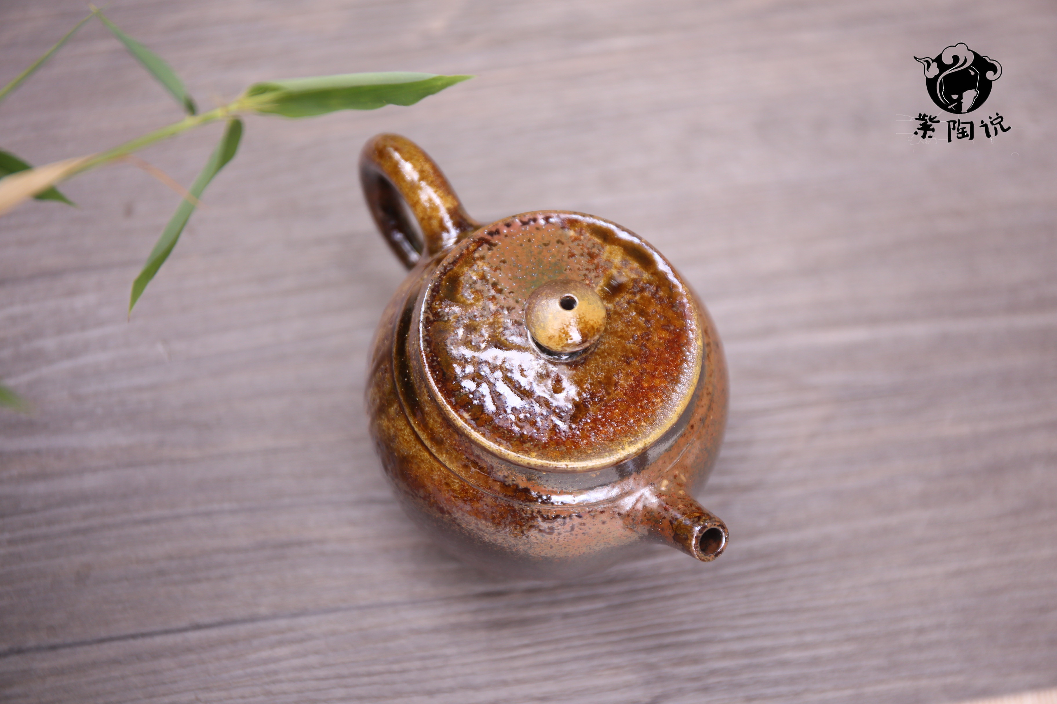 建水紫陶壶与紫砂壶的区别,建水紫陶壶开壶的正确方法