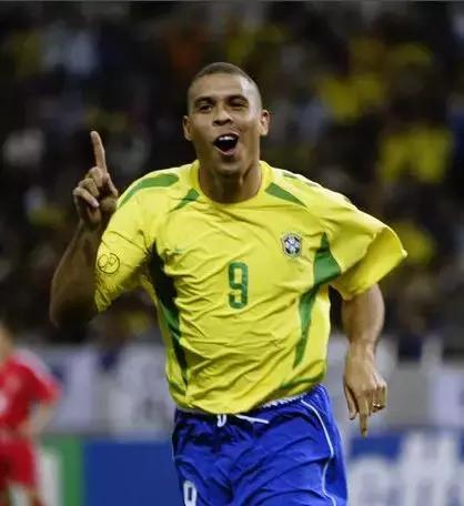 足球世界杯巨星有哪些,世界杯历史上最强大的足球队