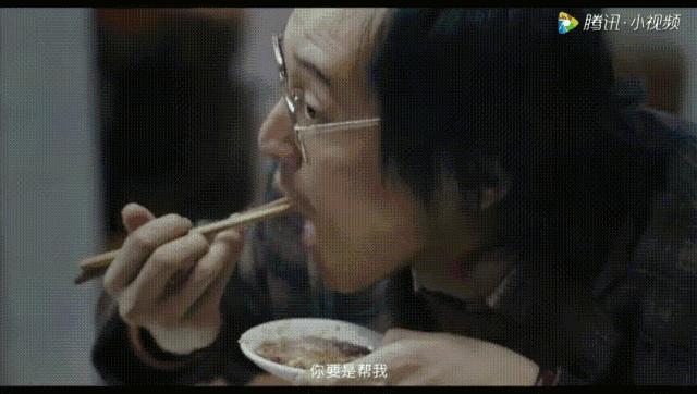 眼哭肿手拍红！还没上映就刷爆票圈！中国最需要的电影，终于出现