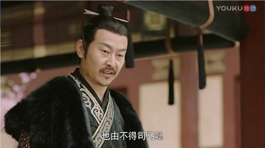 三国最愚蠢的人吕布,三国中最不靠谱的吕布