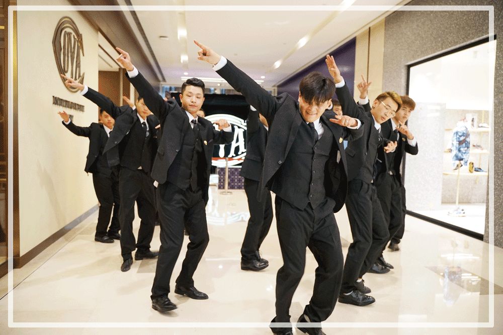 一开业就火爆,lv第一家甜品店