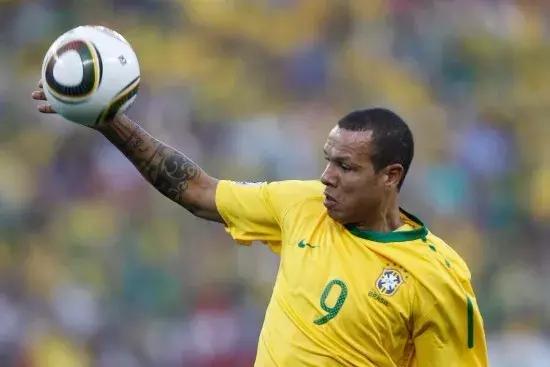 var给世界杯带来了哪些变化,世界杯足球var技术