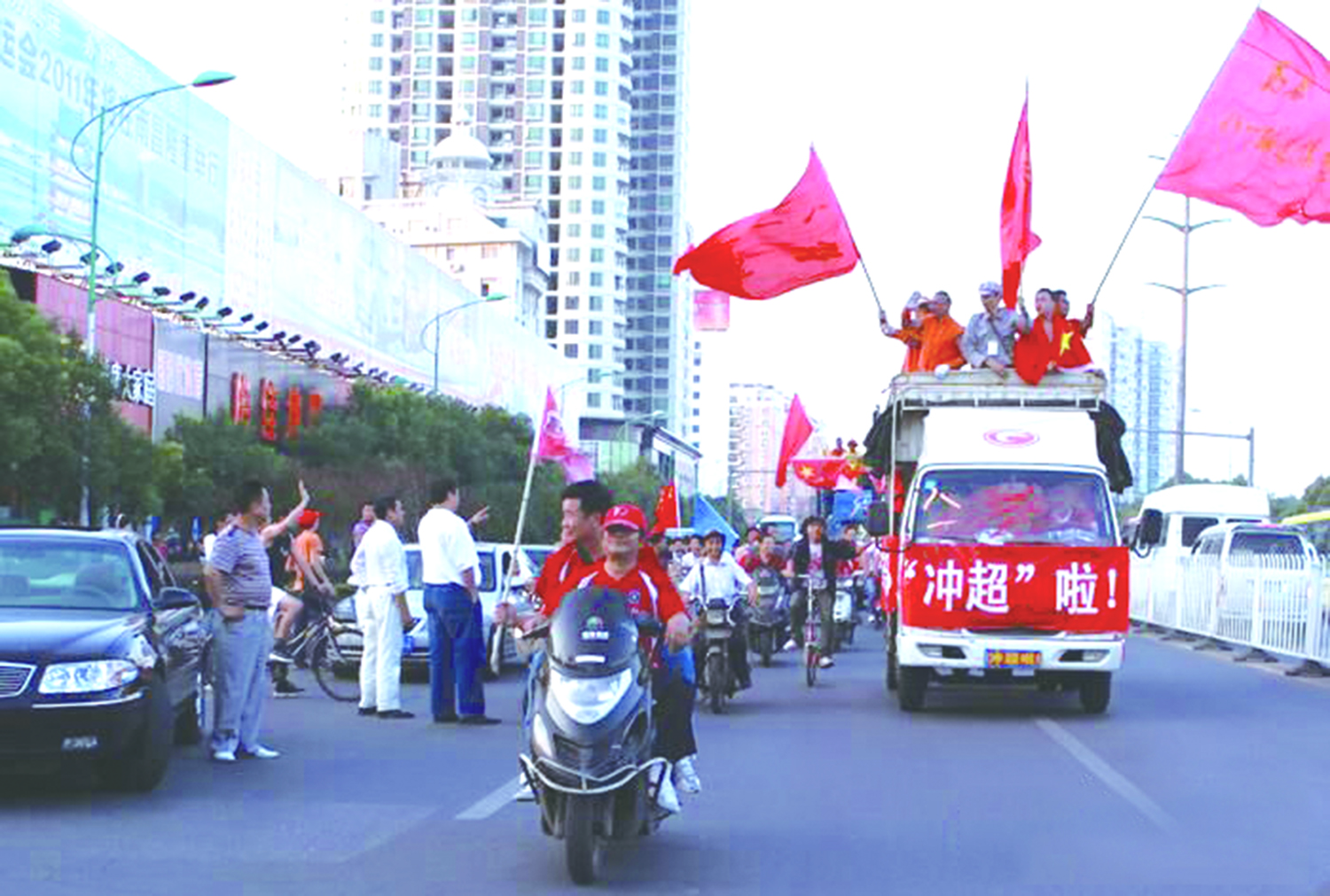追忆那些激情燃烧的岁月,怀念军旅激情燃烧的岁月视频