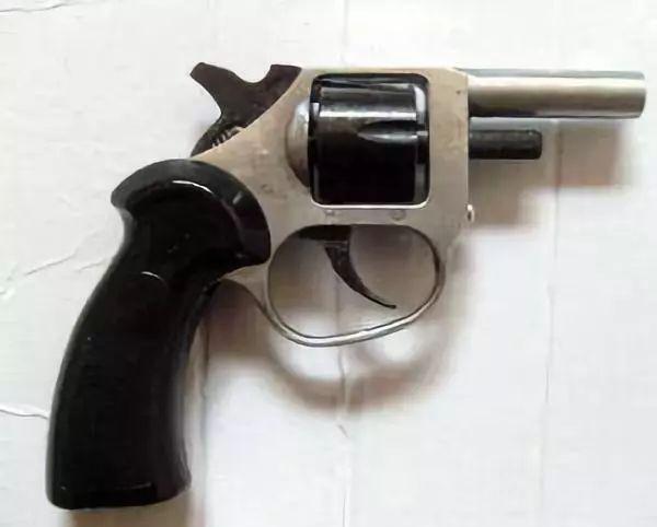 各国犯罪分子用过什么土造*器武**？中国罪犯魔改的最猛！