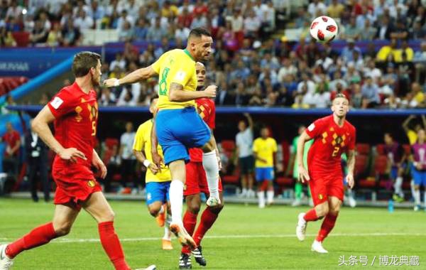 巴西队连续两届世界杯止步8强,巴西队实力下滑原因