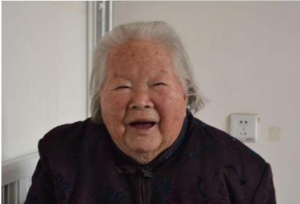 孩子天生弱智，老公：谁生的谁养，婆婆老年痴呆，我：谁的妈谁养