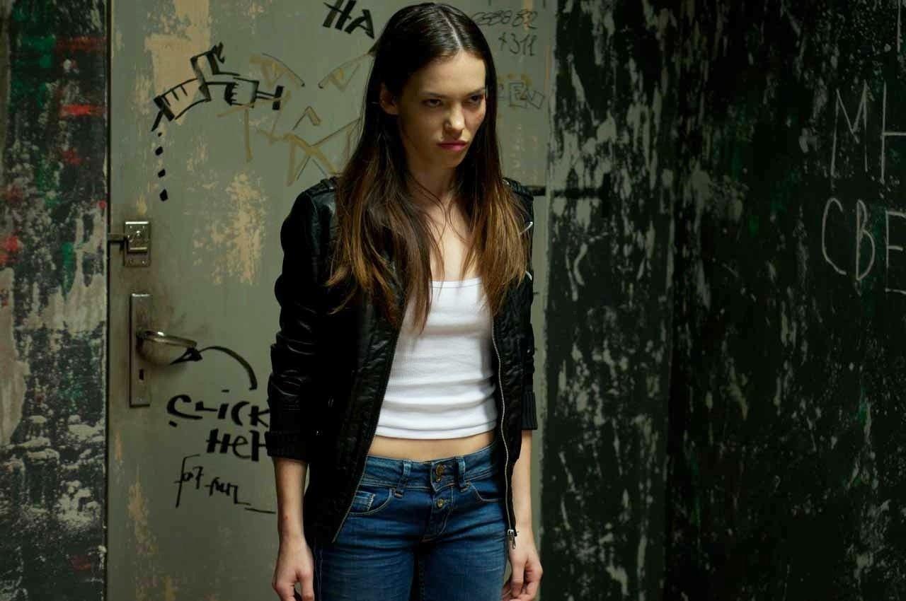 八部人性与哲学电影,八部展现人性光辉的经典战争电影