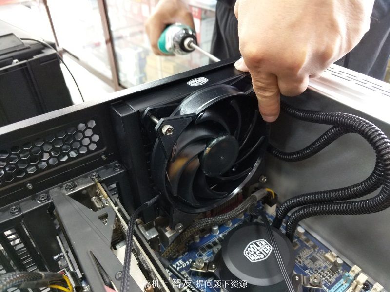 装机首选最美水冷酷冷至尊冰神,酷冷至尊240水冷amd4装机教程
