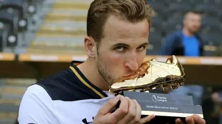 英格兰队长哈里凯恩成长记录,英格兰队队长哈里凯恩