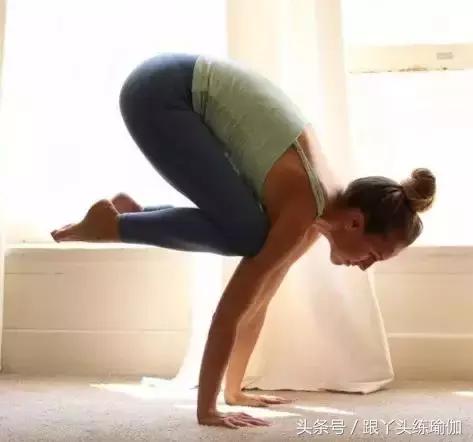 练习瑜伽的时候，腿特别容易发抖是什么原因呢？