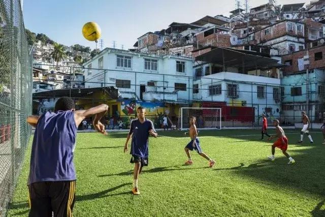 目前世界上最好的足球场,国内有没有像欧洲一样的足球场