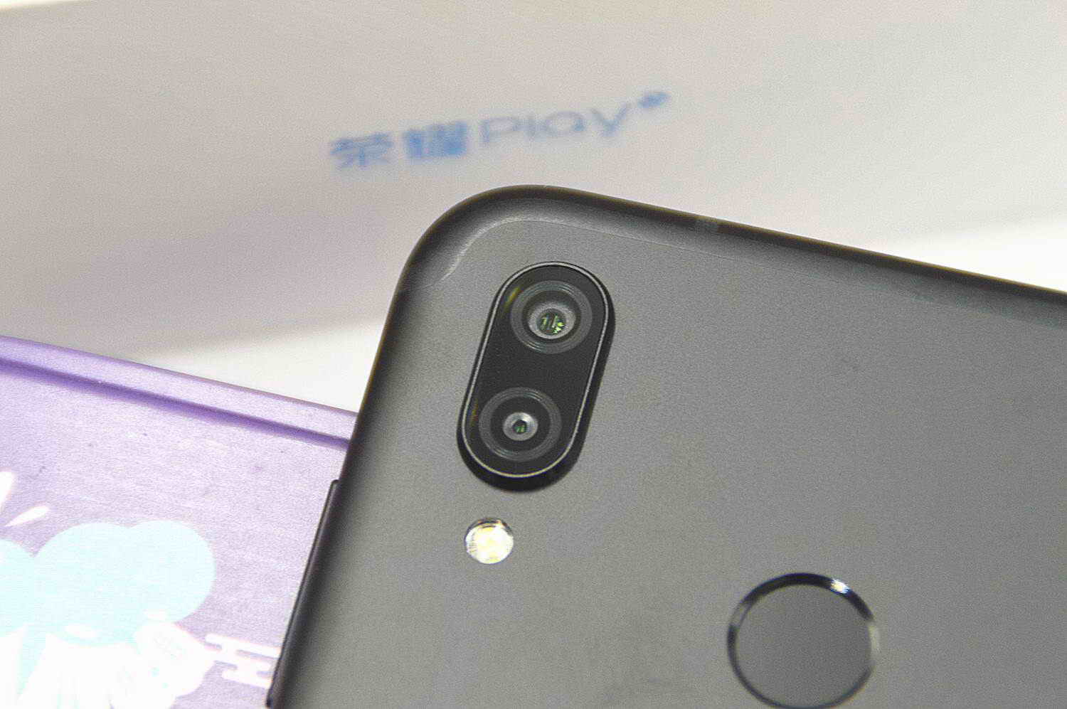 荣耀play5活力版性能评测,荣耀play6tpro性能