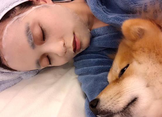 网红博主推荐美白方法,学生党天生皮肤黑最快美白办法