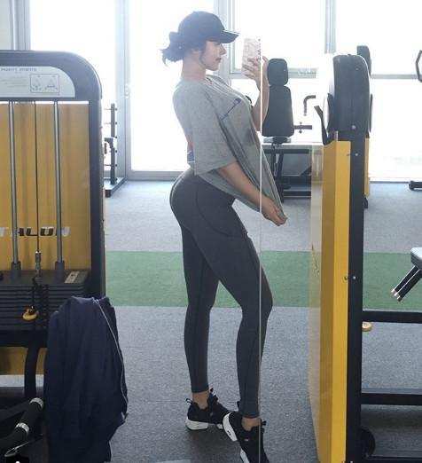 韩国健身达人穿搭,韩国健身达人拥有魔鬼身材