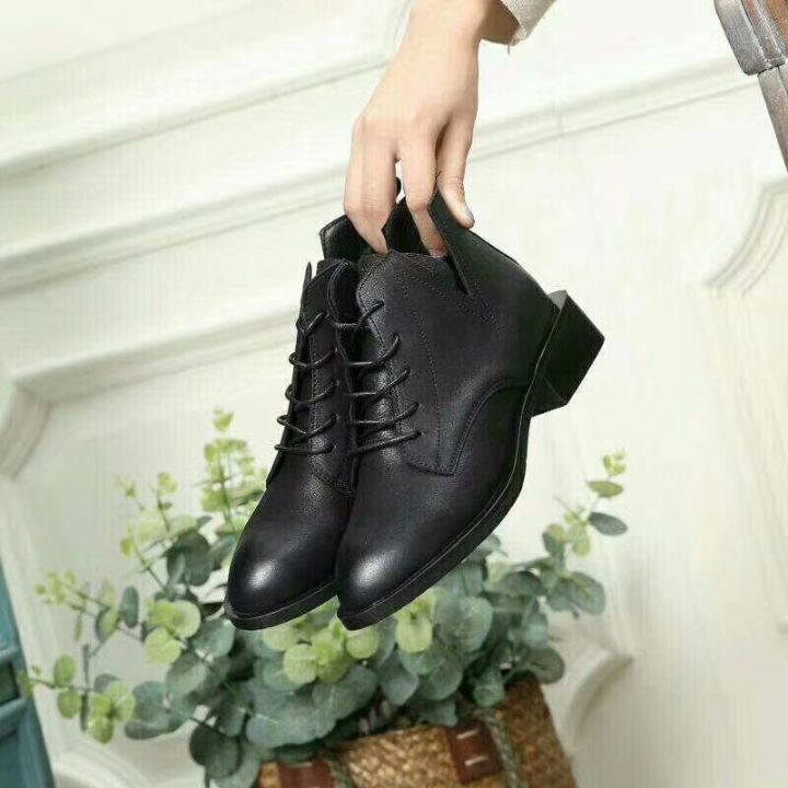 鞋子小脚趾部位磨脚解决方法大全,鞋磨脚后跟小妙招怎样使鞋子不磨