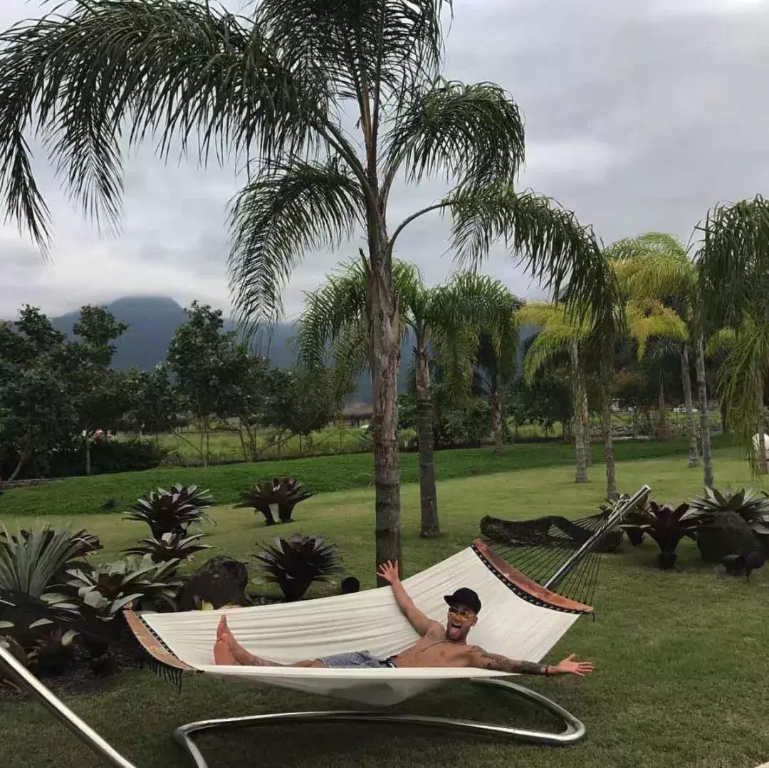 梅西c罗欧冠别墅,梅西内马尔c罗豪宅