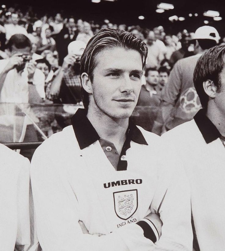 足坛前三人梅西c罗内马尔,卡卡c罗皇马巅峰时刻