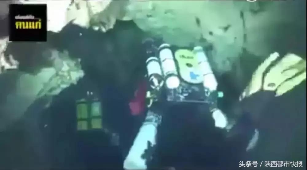 泰国被困13名小足球队员事件,泰国足球队被困山洞14天原因