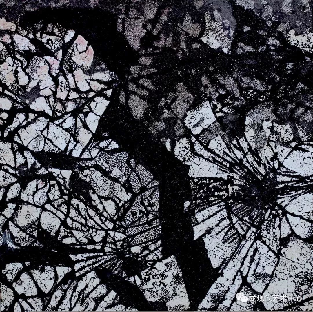 漆不够用可以只刷一遍吗,漆能直接刷老白灰墙上吗