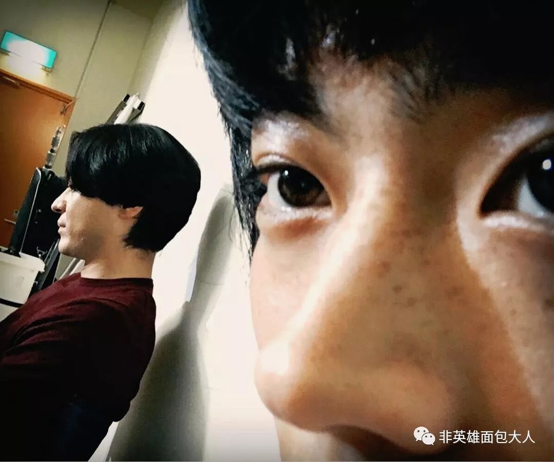 女王爱上男主日漫,女王爱上小伙印度剧