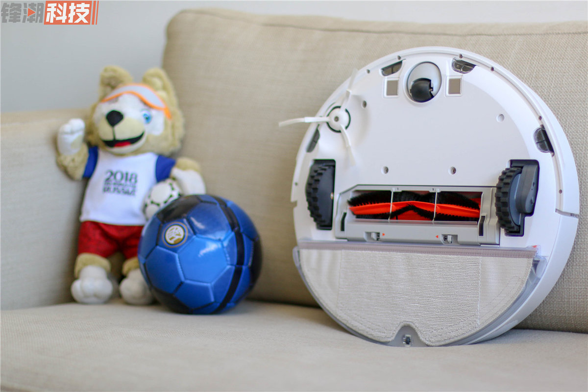 冲着这个「国米标」,买爆!石头扫地机器人国米版轻体验