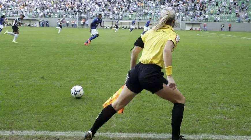 世界杯漂亮足球女裁判,世界杯最漂亮足球女裁判