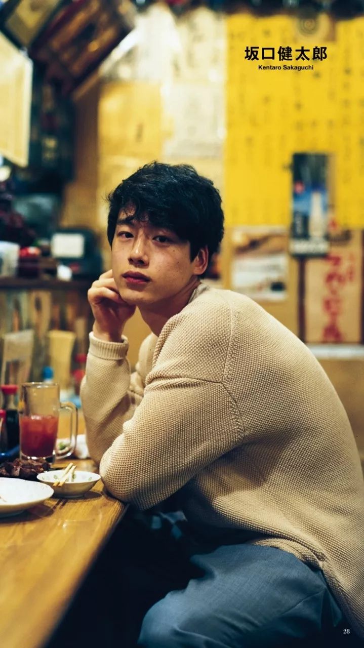 男生海边拍照如何摆pose,双人男生拍照pose姿势大全