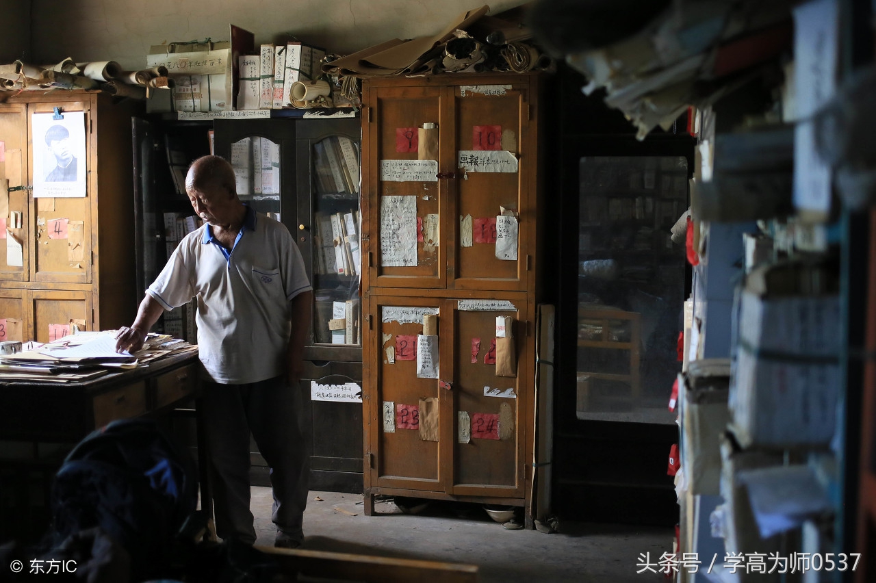 100篇必背经典文言文,曾经背诵过的诗篇还记得几首