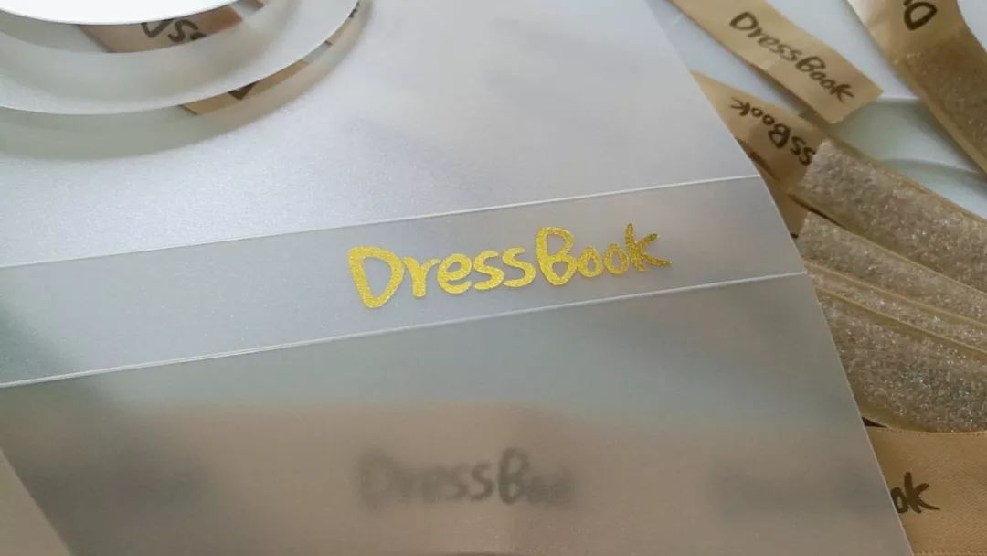 10秒叠衣，1秒取衣，衣服像书一样整齐竖立！