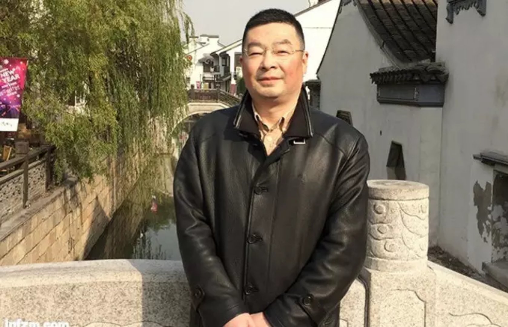 买仿制药犯法吗,卖仿制品明确告知犯法吗