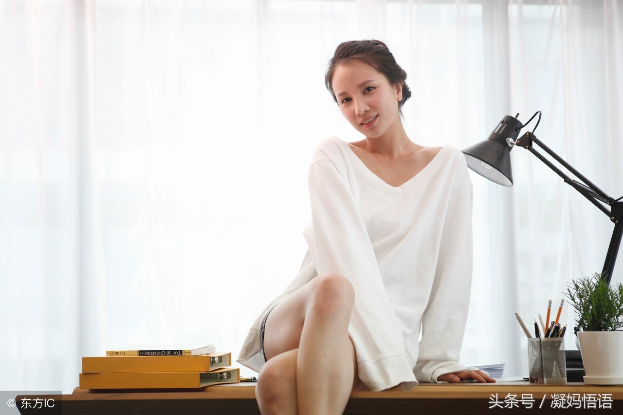 孕期可以翘腿睡觉吗,孕期可以翘脚坐吗