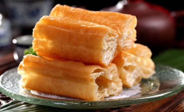 油条到底是健康食物还是致癌,油条中的致癌物有哪些