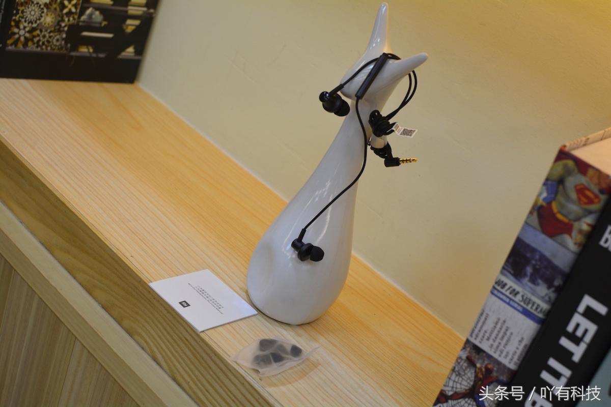 99元小米圈铁耳机评测,小米双动圈耳机129元视频评测