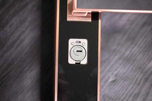 防盗功能最好的指纹锁,指纹锁比机械锁谁安全