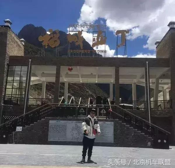 摩友旅途美景,摩友们感受骑行的独特魅力