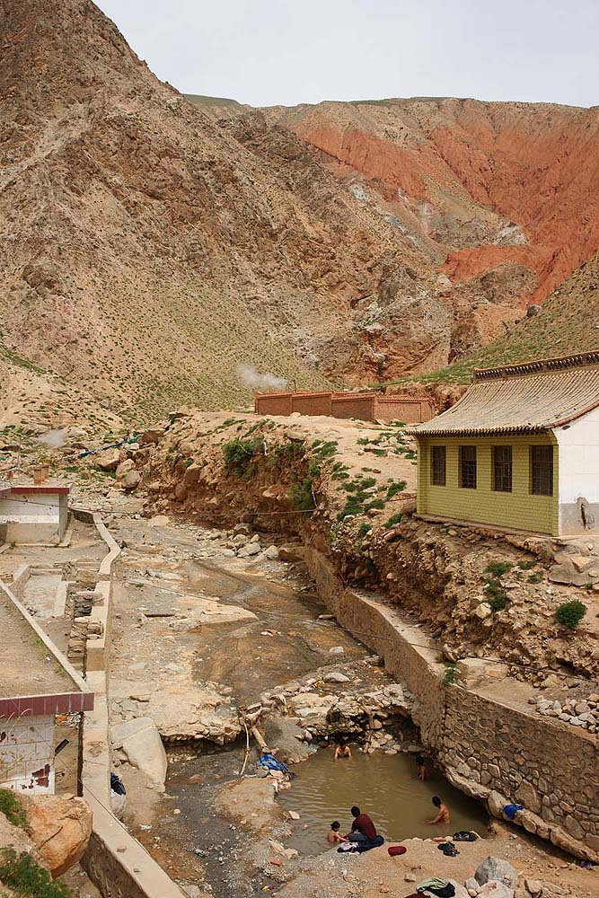 贵德泡温泉攻略,贵德扎仓温泉旅游攻略